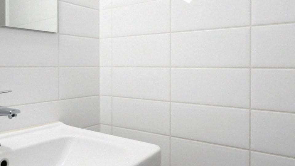 Ile kosztuje utrzymanie fugi kontra silikonu?