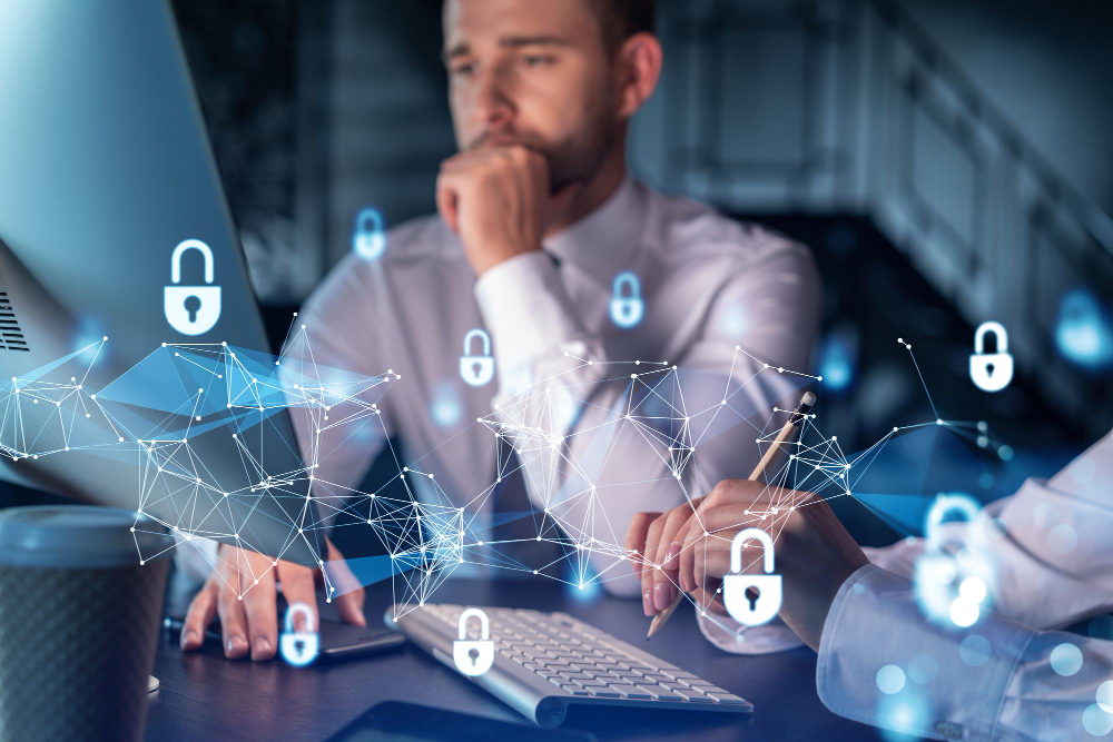 Cyberbezpieczeństwo w firmie – dlaczego samo oprogramowanie ochronne nie wystarczy?
