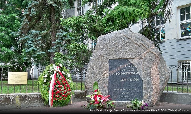 Głaz Marszałka Józefa Piłsudskiego na Ochocie