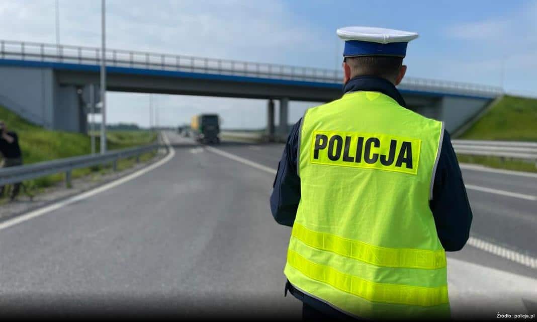 Paczki świąteczne dla osób potrzebujących na Bielanach