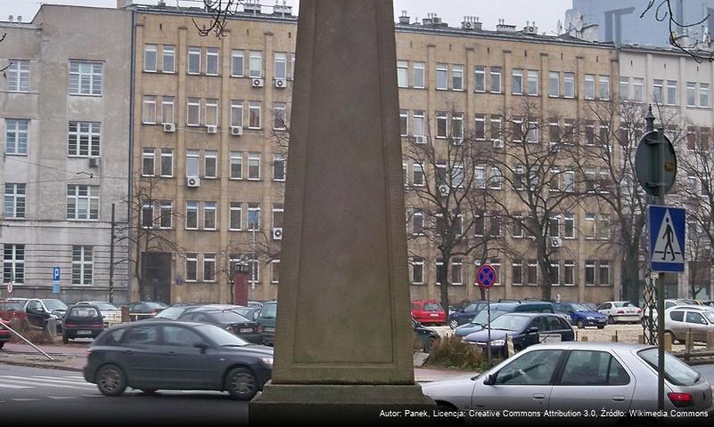 Obelisk przy ulicy Lindleya