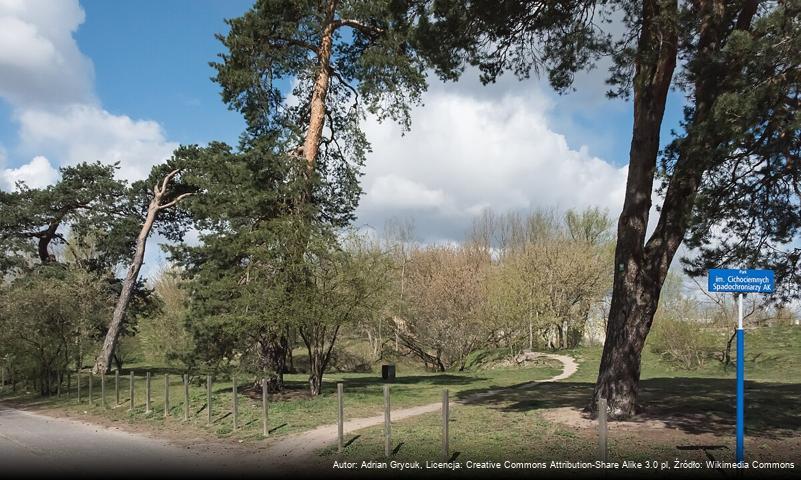 Park im. Cichociemnych Spadochroniarzy AK w Warszawie