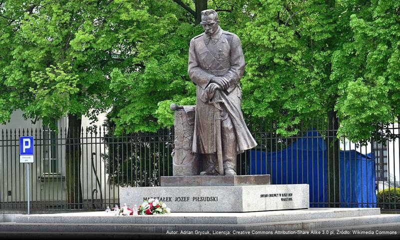 Pomnik Józefa Piłsudskiego w Warszawie (Belweder)