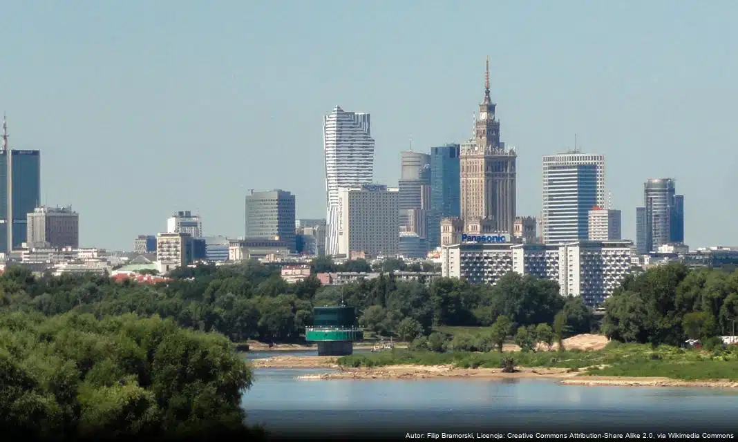 Warszawskie pętle z letnimi kwiatami – kolorowe debiuty w mieście